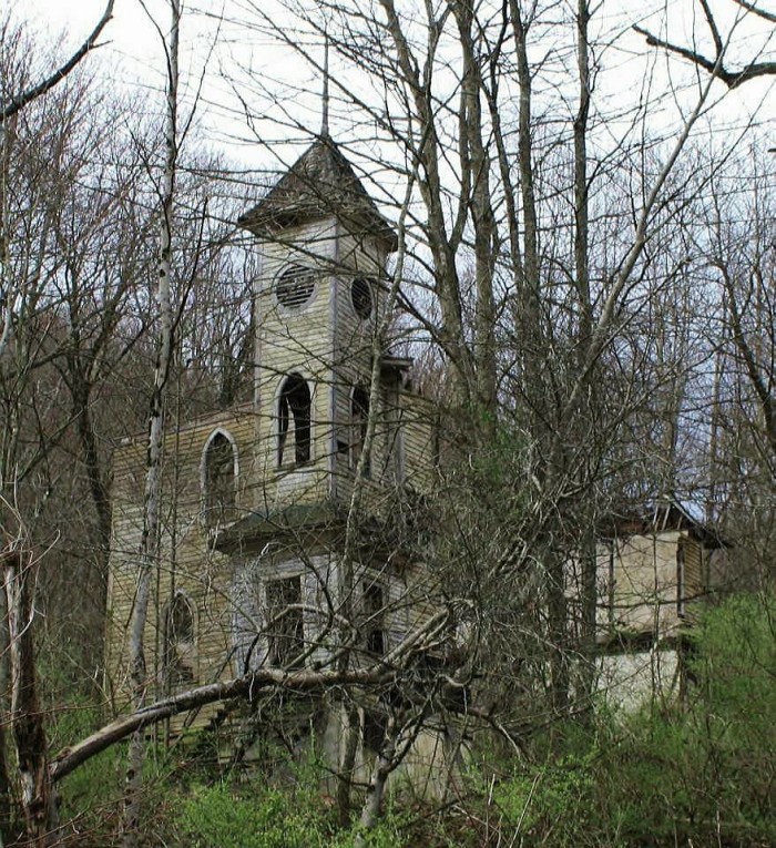 Weird Abandoned Places in WV